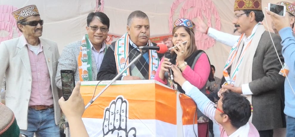 himachal assembly election congress up president raj babbar gave statement on phone