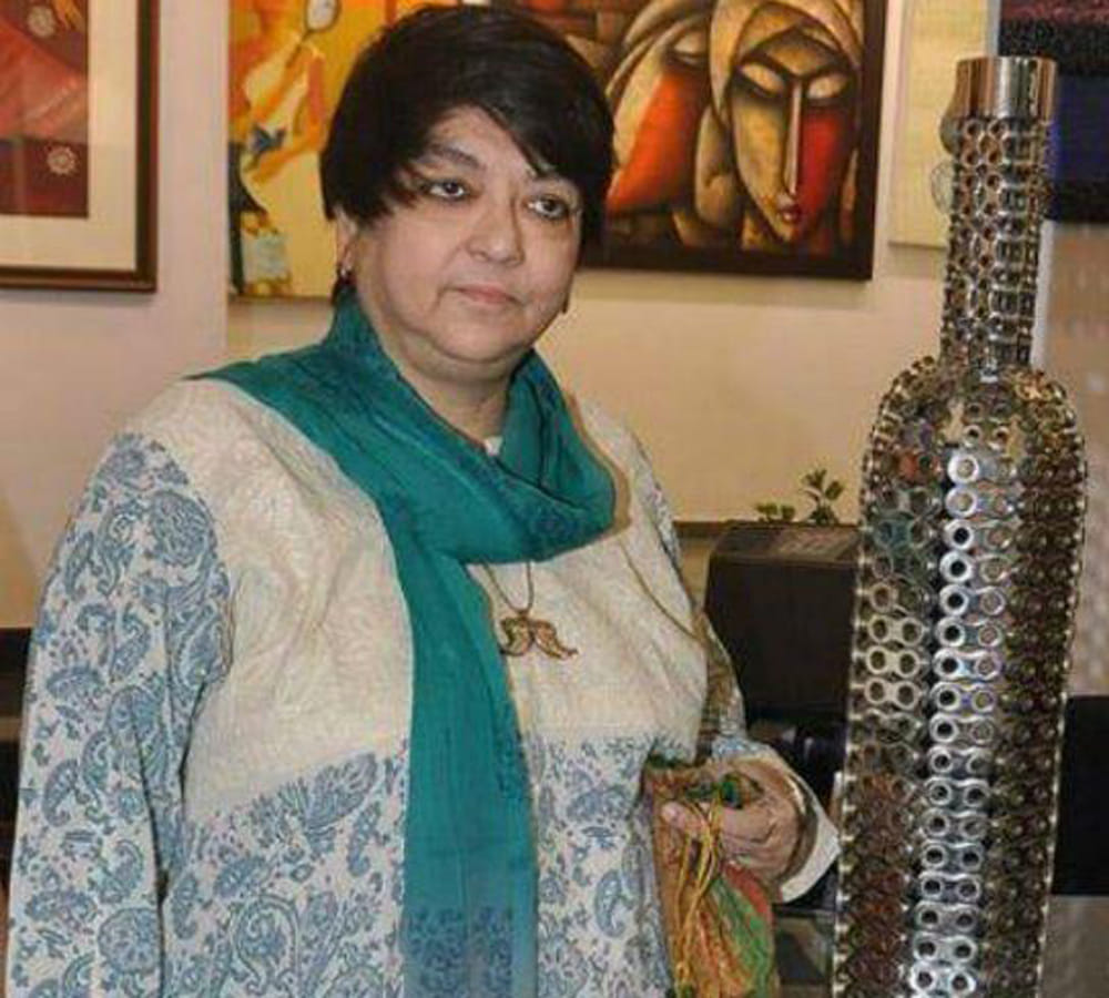 Kalpana Lajmi Rushed To Hospital For Kidney Failure Aamir Khan and Rohit Shetty Pay Bills