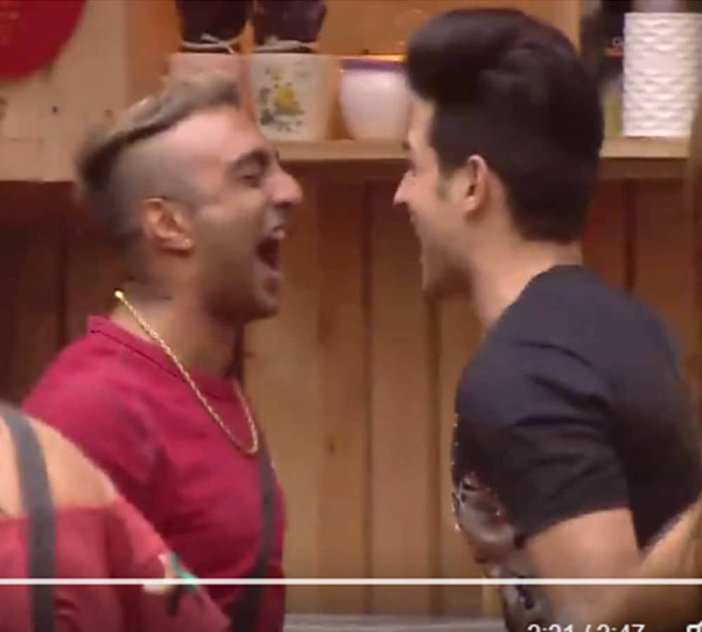Priyank Sharma says that Akash Dadlani discussed Benafsha Soonawalla unhygiene