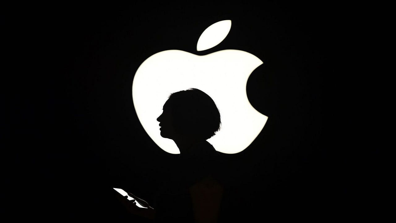 Apple ने 400 मिलियन डॉलर में म्यूजिक ऐप Shazam को खरीदा