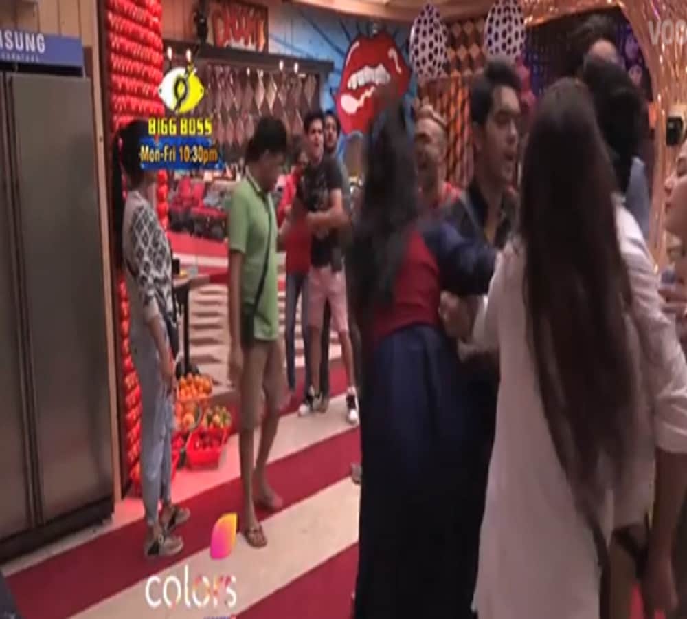 bandagi did odd comment on priyank for puneesh in bigg boss 