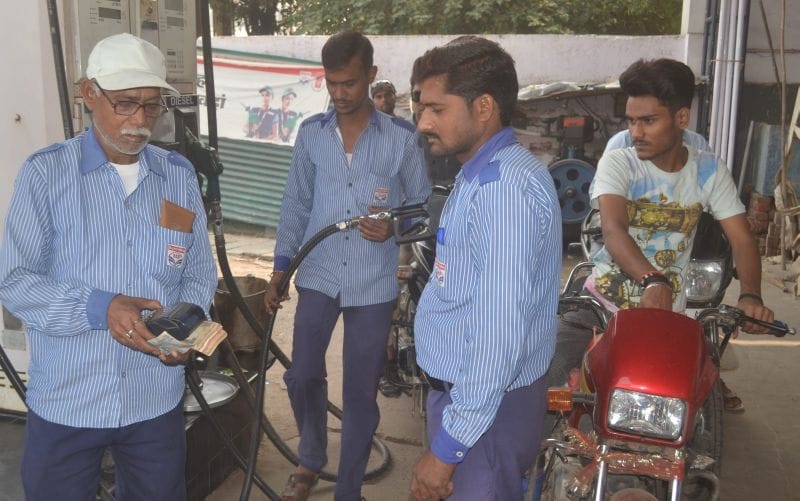 नोटबंदी: एक साल बाद भी कम नहीं हुई कसक