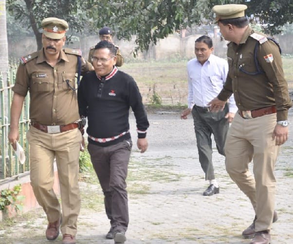 Five arrested including SDM, two Tehsildars