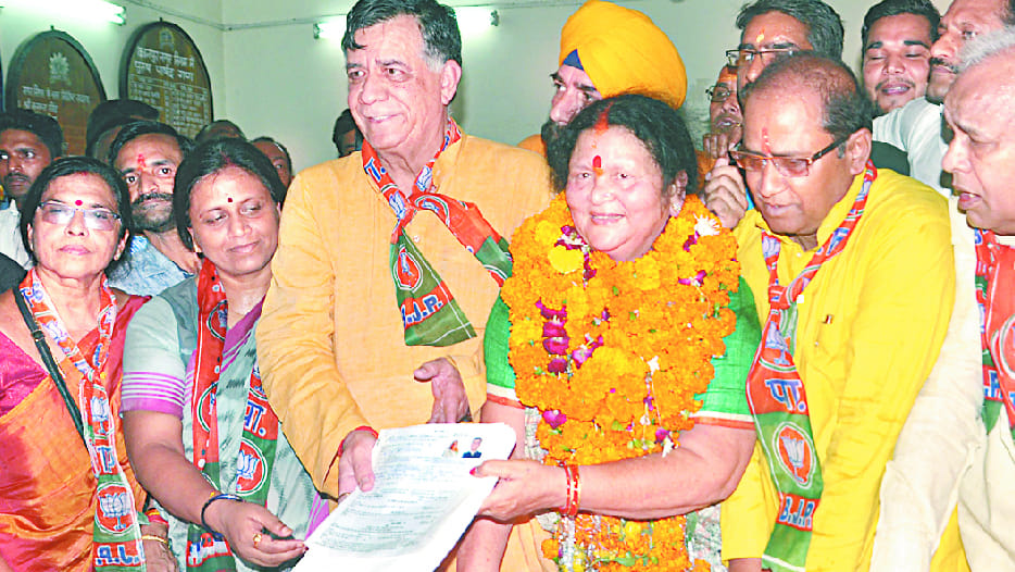 fifteen candidates are in kanpur mayor election 