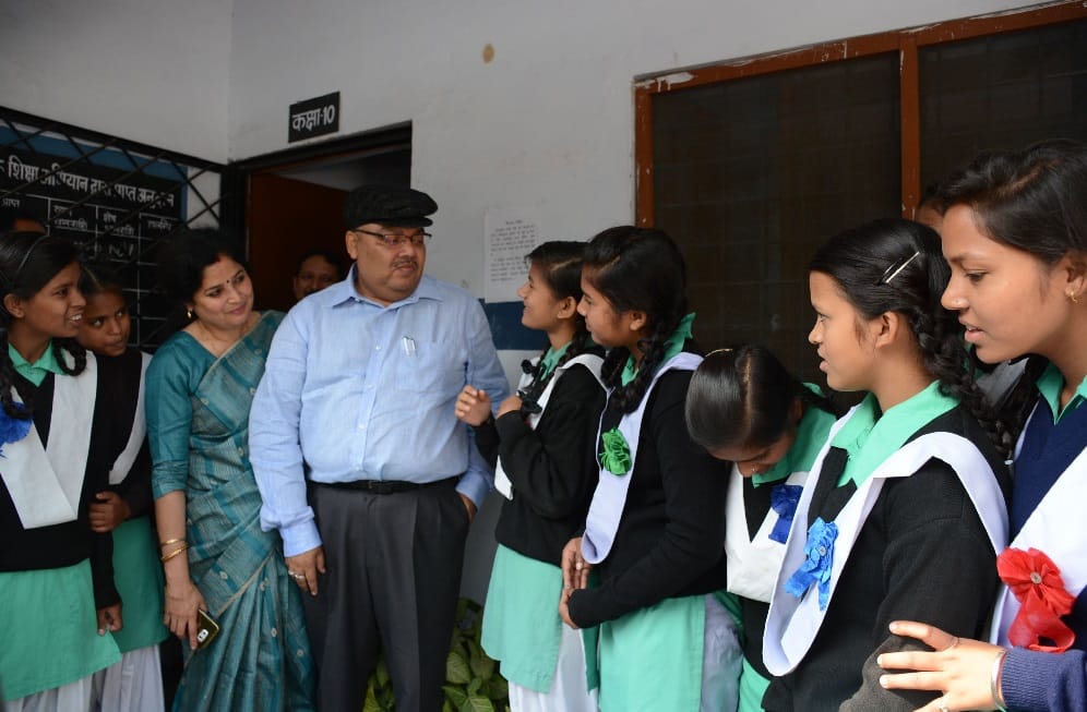 uttarakhand ias officers shocked during school visit