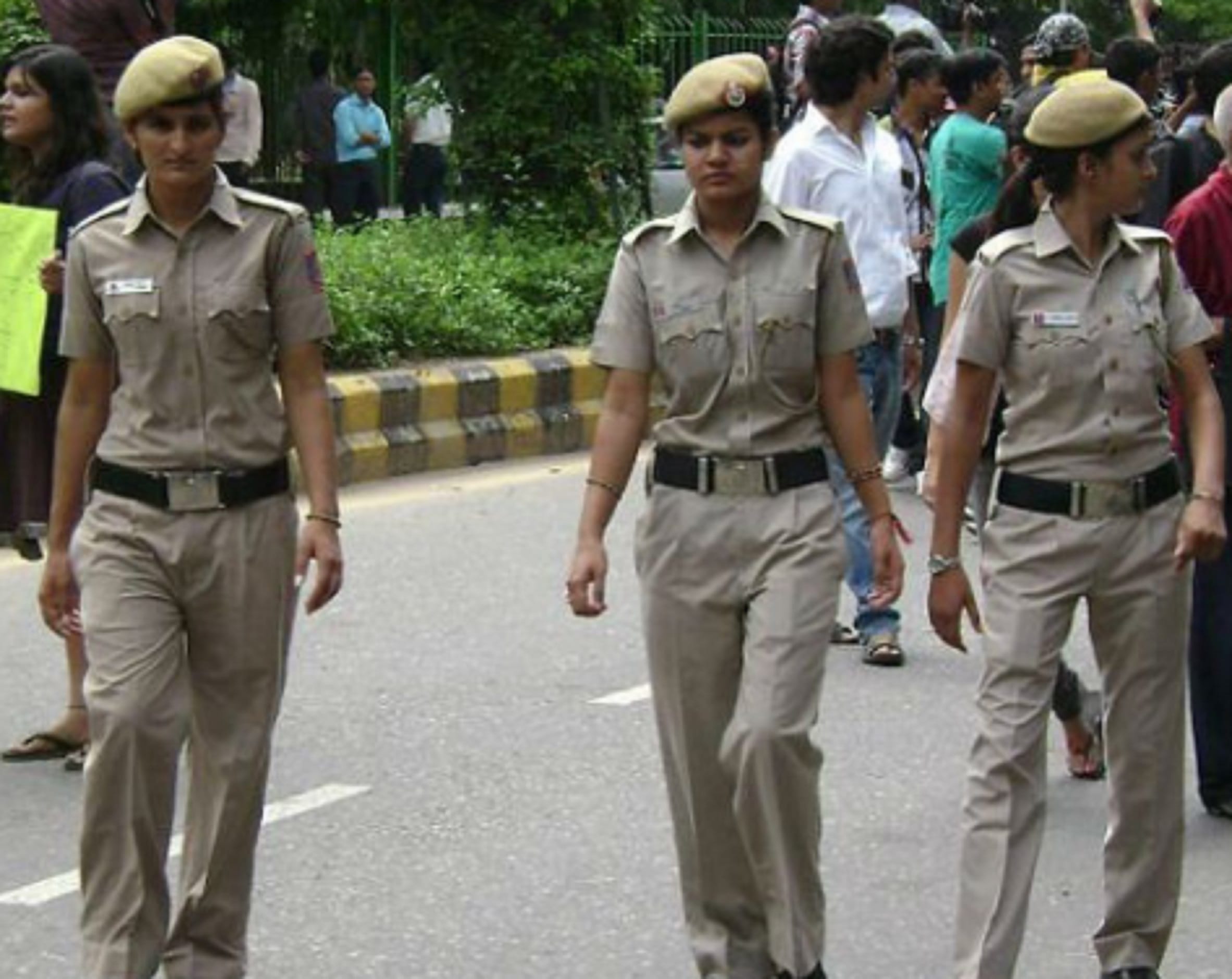 Bihar Police Lady Constable Recruitment 2017, exam will be conduct on 17th december