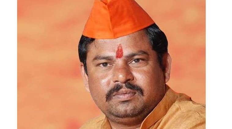 BJP MLA Raja singh threatens Sanjay Leela Bhansali for Padmavati