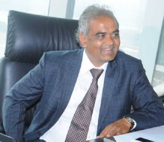  success story of diamond businessman savjibhai dholakia 