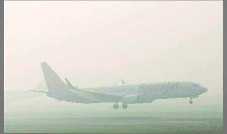 smog at igi airport creating problems for travelers 