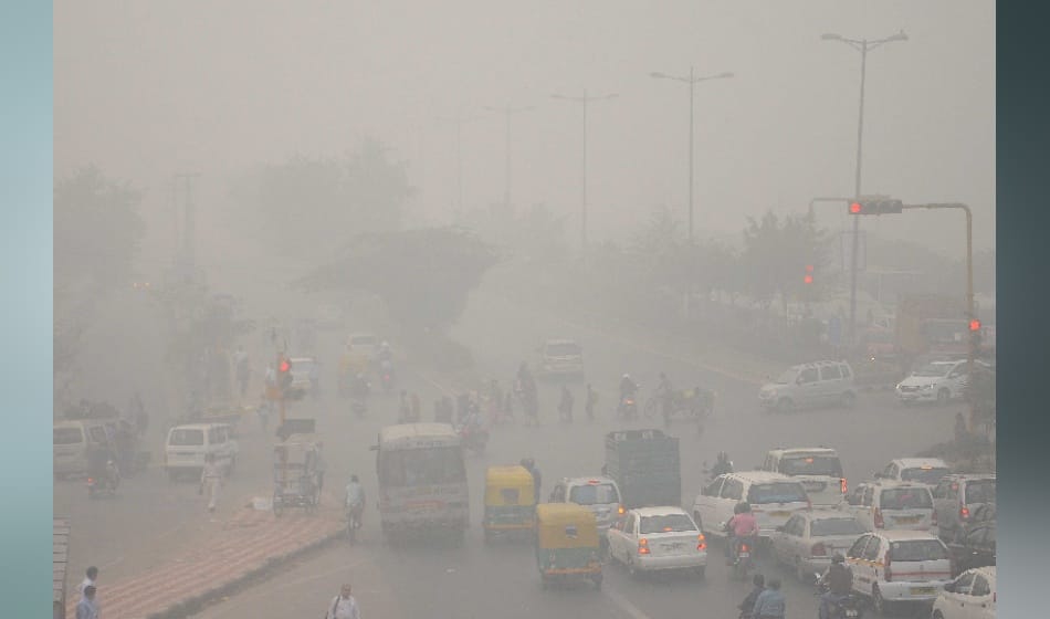 delhi ncr suffering from many problem because of the smog
