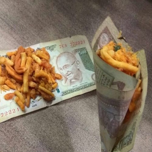 Demonitisation one year people makes fun of notebandi by these photos on social media