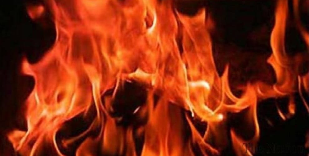 Husband burns wife face for not giving tea on time in delhi