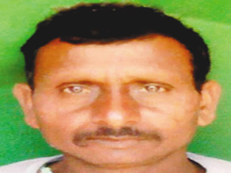 Croped cattle, looted farmer hanged