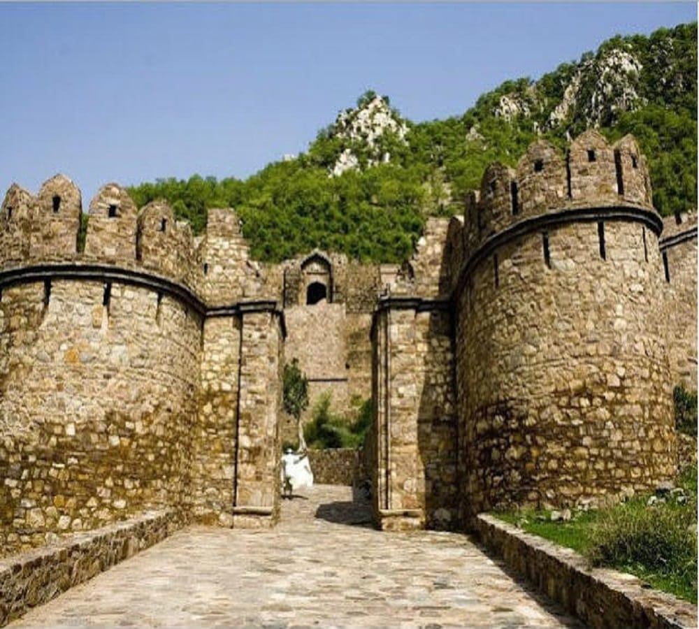 Banned to go in night at Bhangarh fort in rajasthan