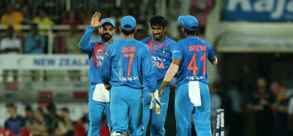 dav whatmore supports dhoni by saying he has match winner