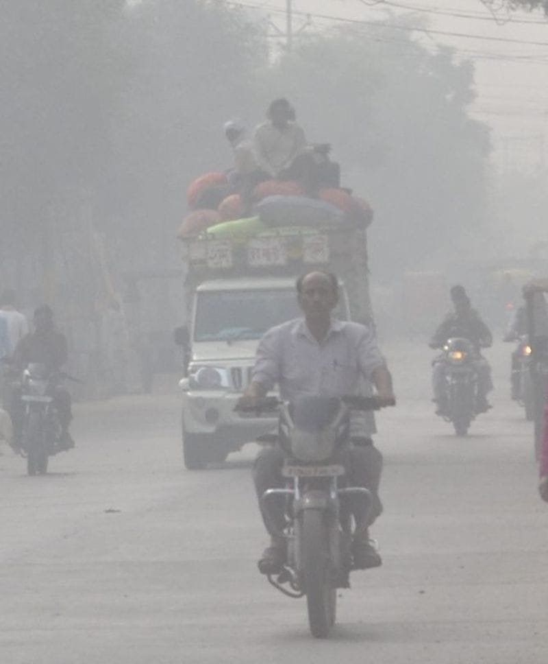 कोहरे में हुए हादसों में दो की मौत, सात घायल