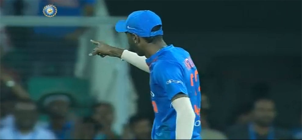 umpire almost slapped Hardik Pandya in an ODI game