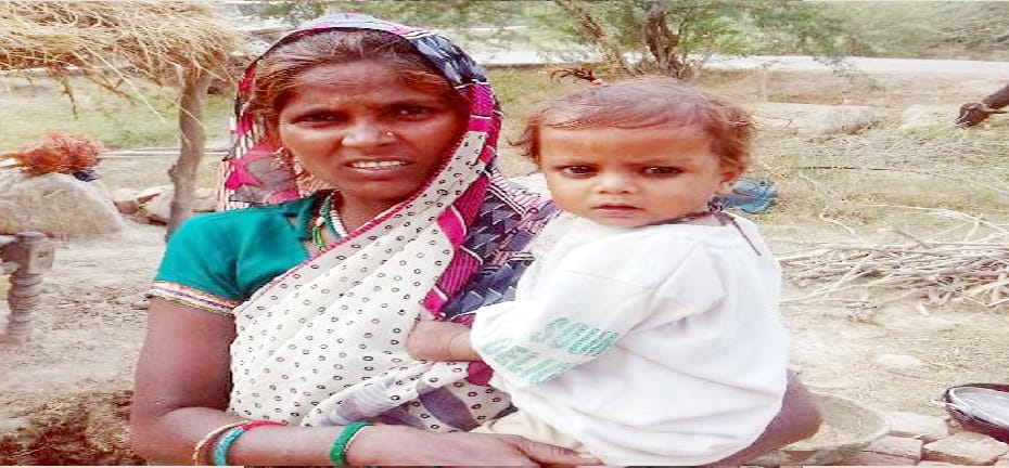he was born during demonetization, Akhilesh Yadav gave two lakhs
