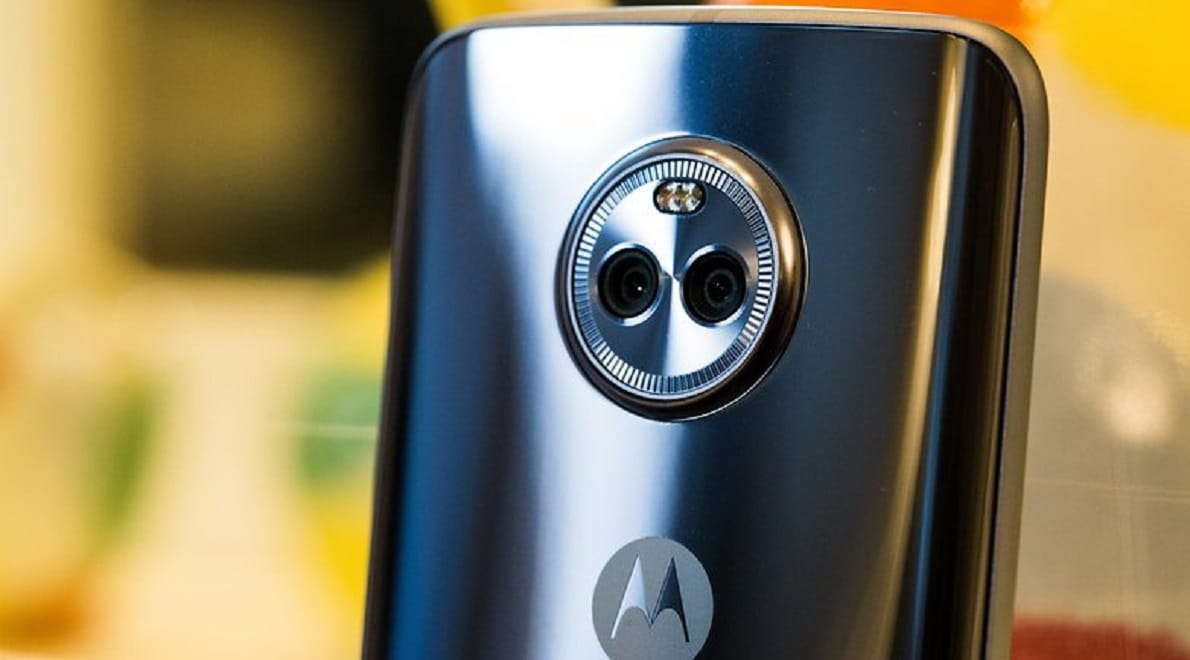 Moto X4