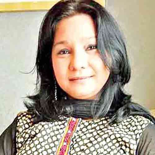 SUNITA RAJWAR SEND LEGAL NOTICE TO NAWAZUDDIN SIDDIQUI SAID  TO SAY SORRY WITH IN 24 HOURS