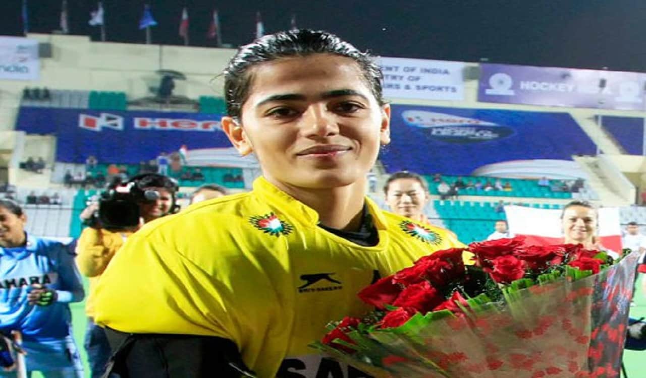 सविता पूनिया