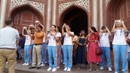 judges from around the world visited taj mahal