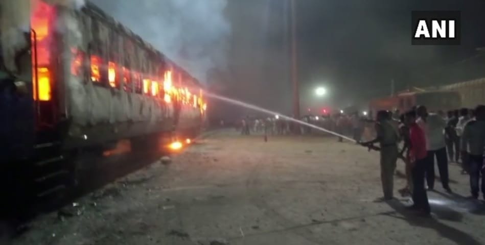 धुंध ने रोकी ट्रेन के पहियों की रफ्तार