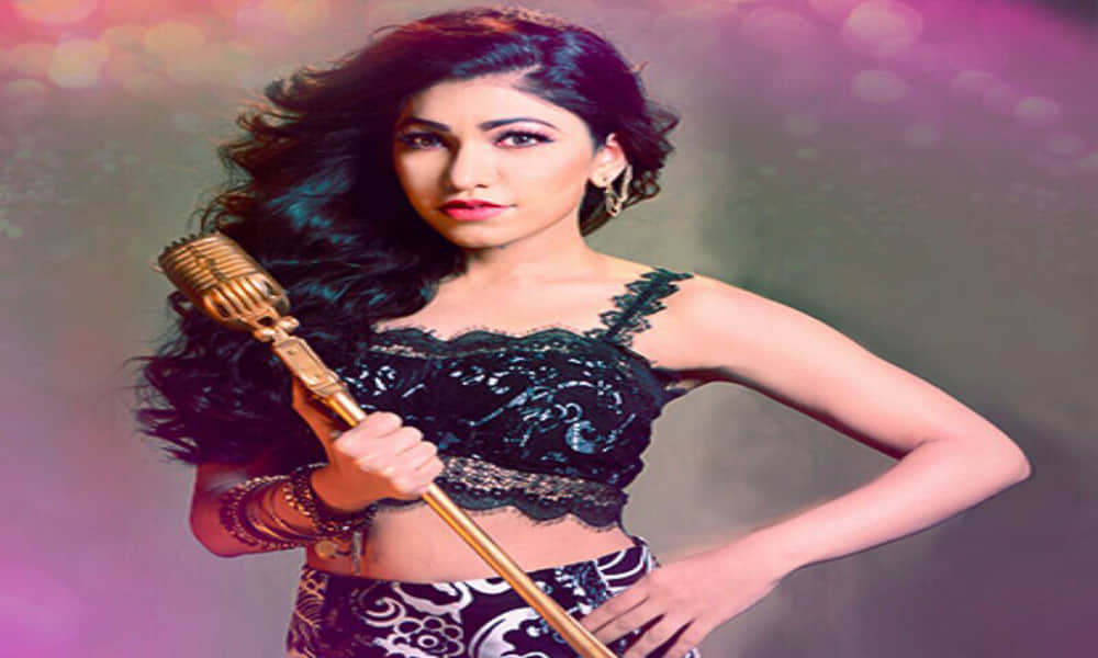 Tulsi Kumar sung Reprise version of Malang song Phir Na Mile Kabhi