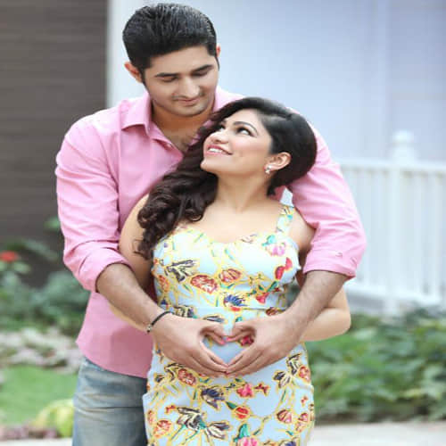 gulshan kumar daughter singer tulsi kumar is pregnant will be welcoming her first child in January 