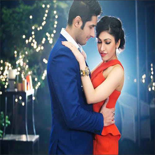 gulshan kumar daughter singer tulsi kumar is pregnant will be welcoming her first child in January 