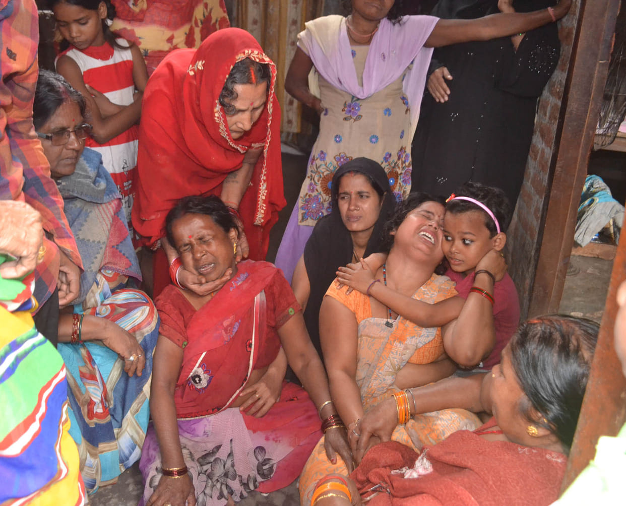 टहलने निकला युवक, मिली लाश