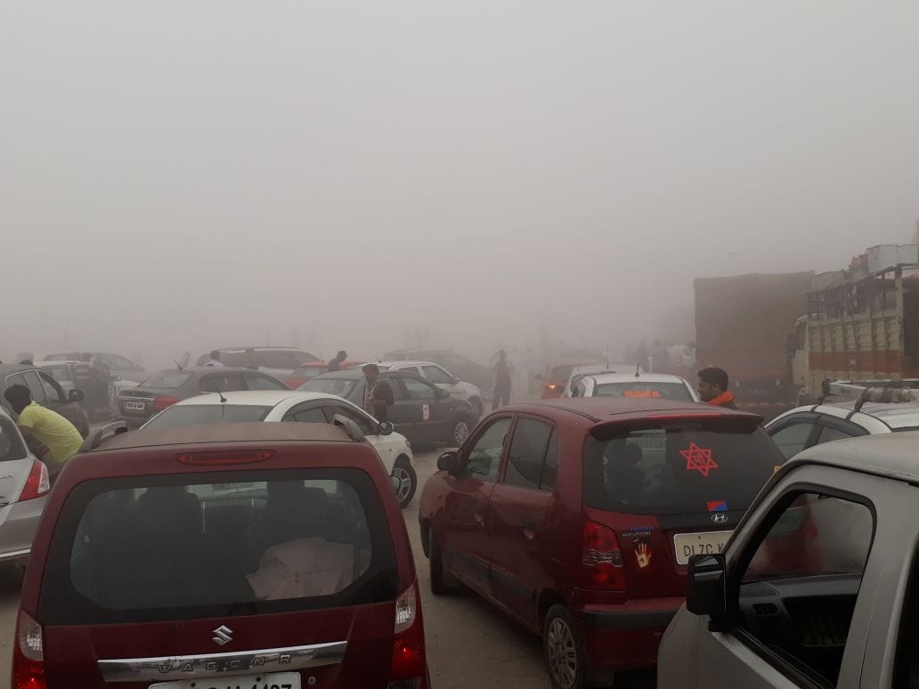 yamuna expressway Accident: vehicle collide due to fog in mathura