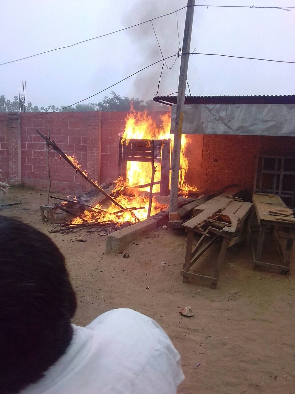 gas cylinder blast in tea godam
