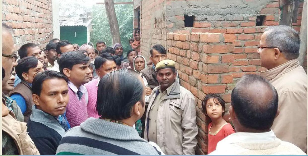 विकास कार्यों में मनमानी पर प्रधान को नोटिस