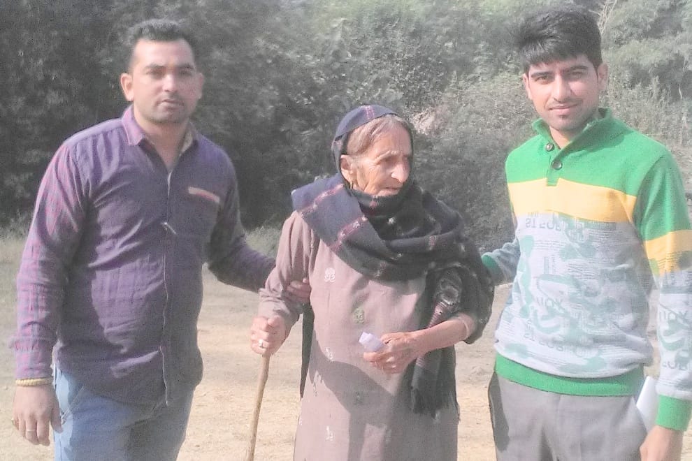 झंडूता में भी बुजुर्गो में दिखा खासा उत्साह