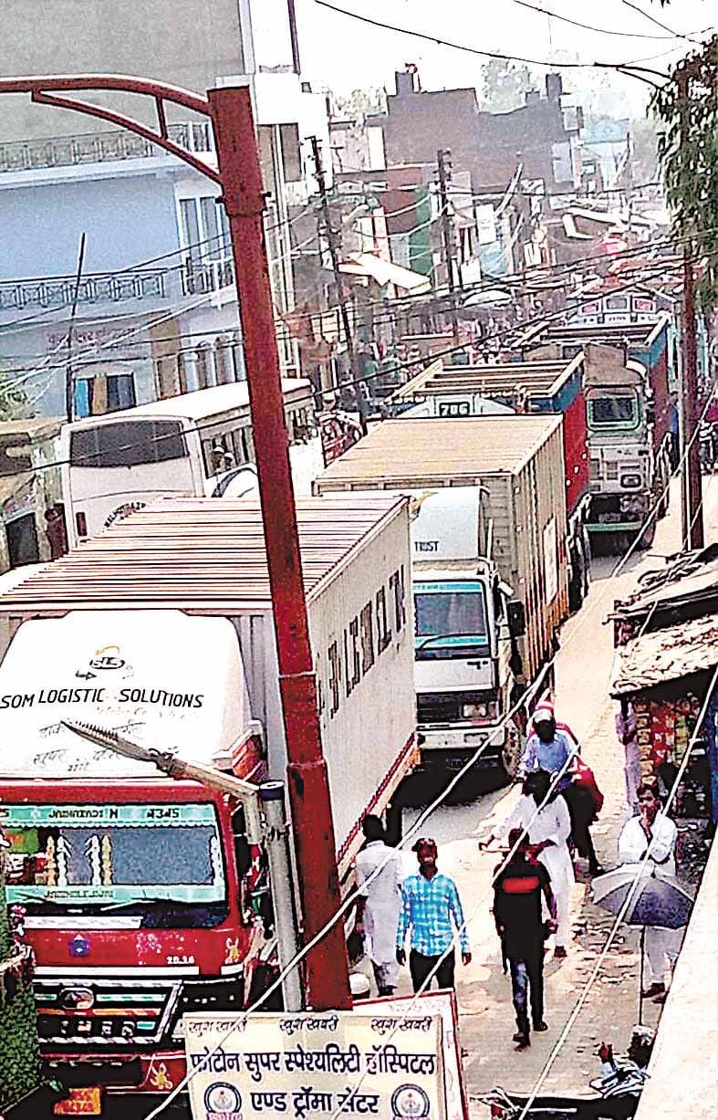 jam on nanital-bajpur road