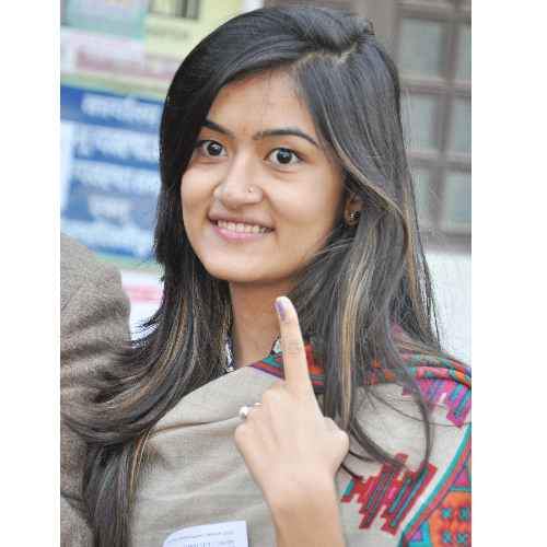 himachal assembly election 2017 young voters cast their vote