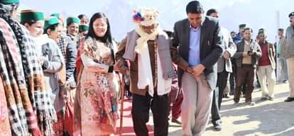 himachal pradesh election first voter of india shyam saran negi cast his vote