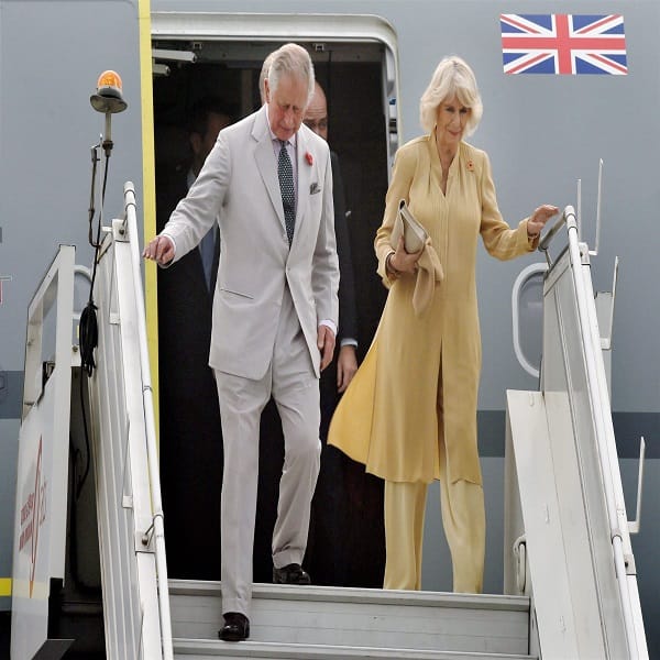 Prince Charles paid tribute to the martyrs at Amar Jawan Jyoti