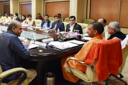 Niti ayog vice president on development of Uttar Pradesh.