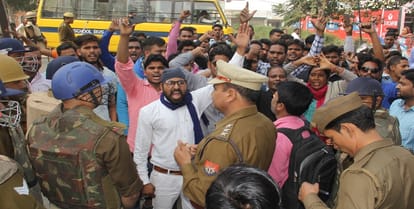Ravan supporters took out a procession, warning to the Administration