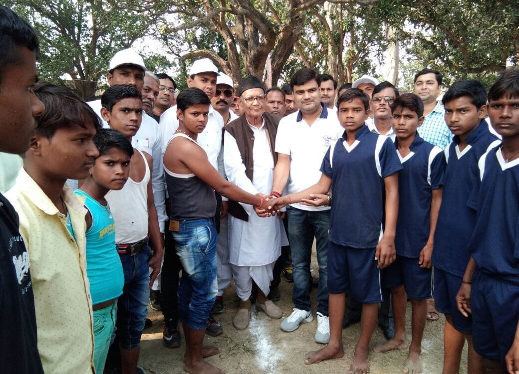 Awarded to the winning students 