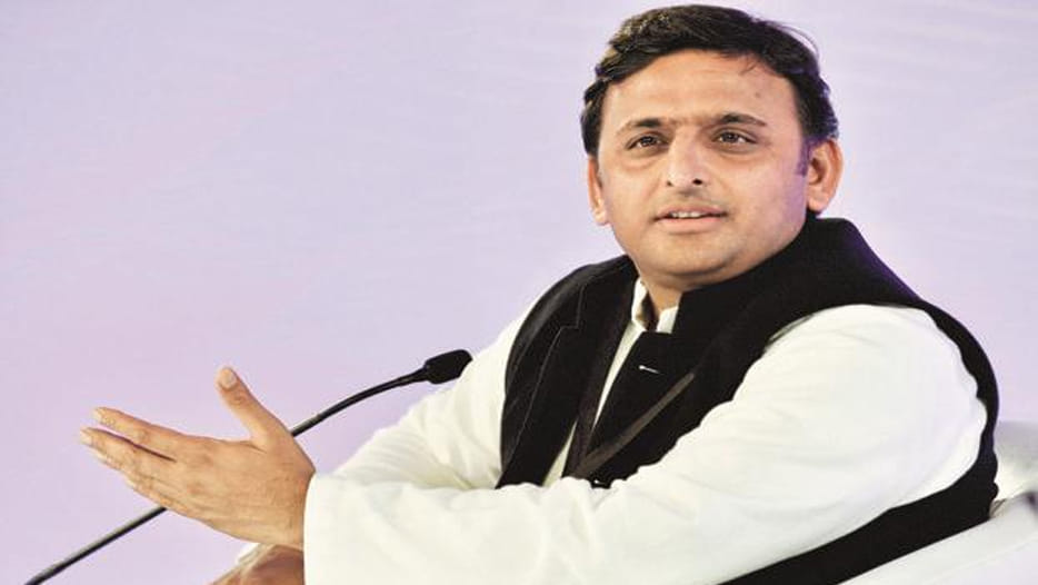 Akhilesh urges workers to be alert to BJP