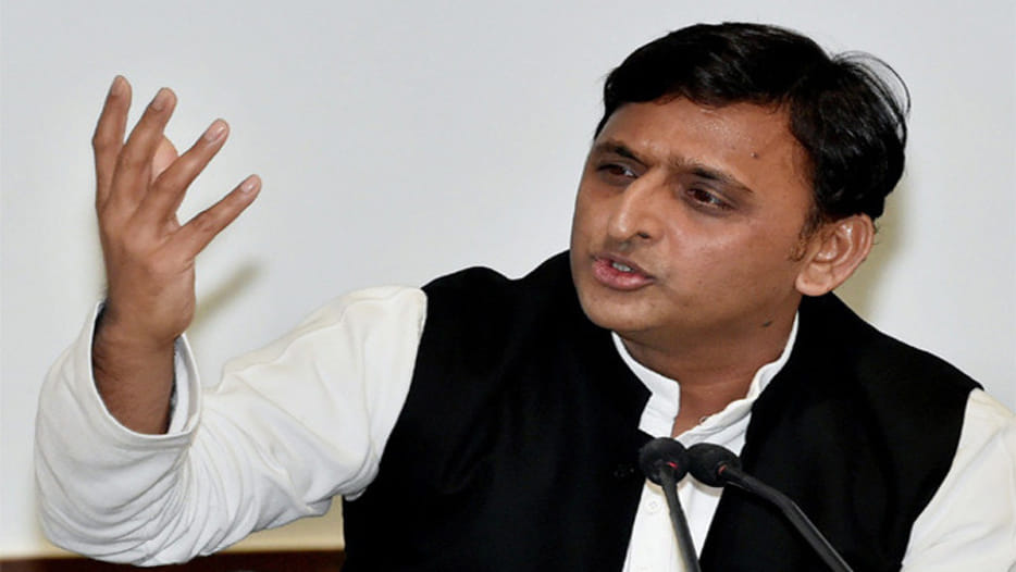 Akhilesh urges workers to be alert to BJP