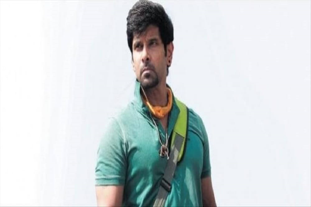Dhruva's debu movie will name as CHIYAAN, which is her father's pet name