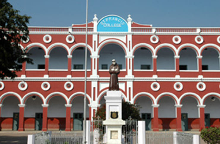 application date in saint francis college