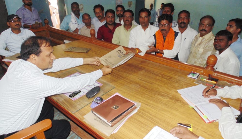 Congress nominated by 20 candidates, including SP