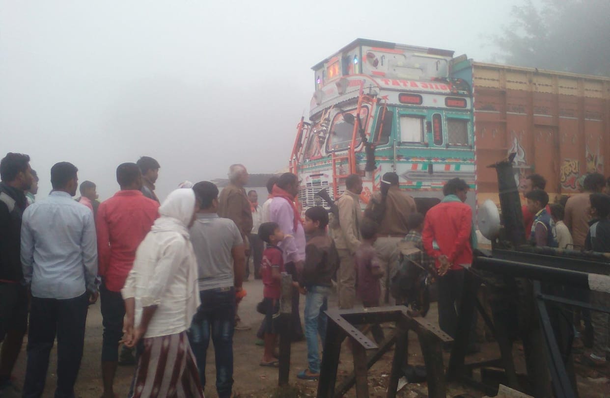 truck hit another truck at railway crossing in ghazipur due to fog