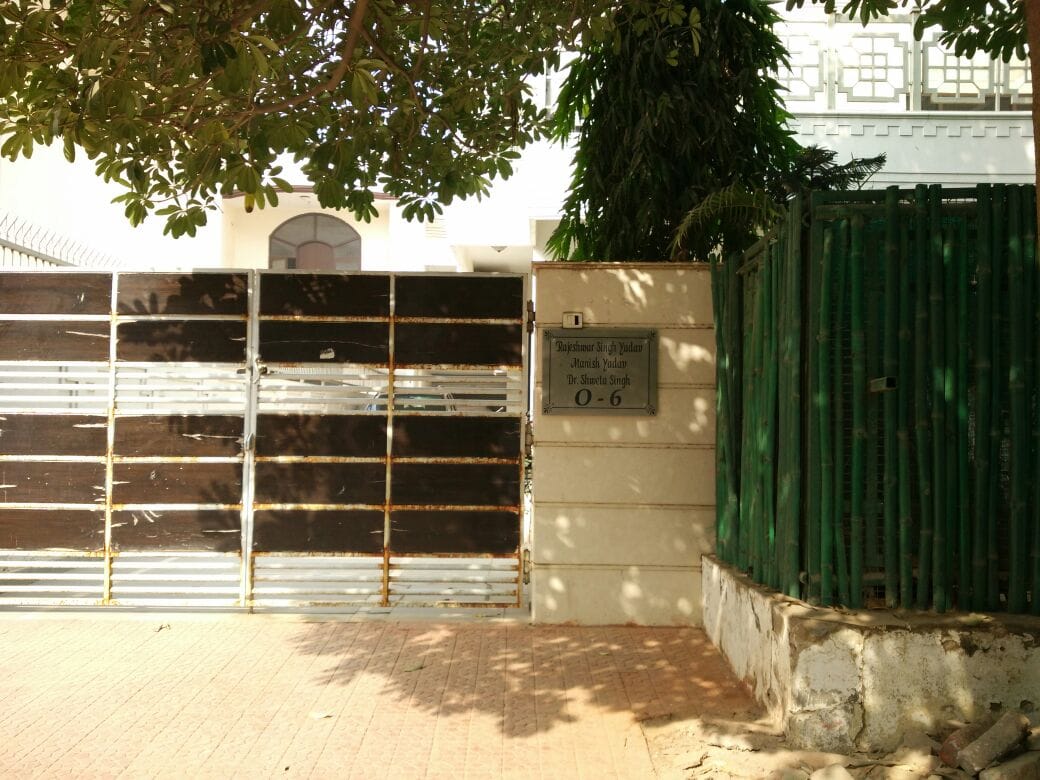 income tax raid in house of up irrigation department engineer 