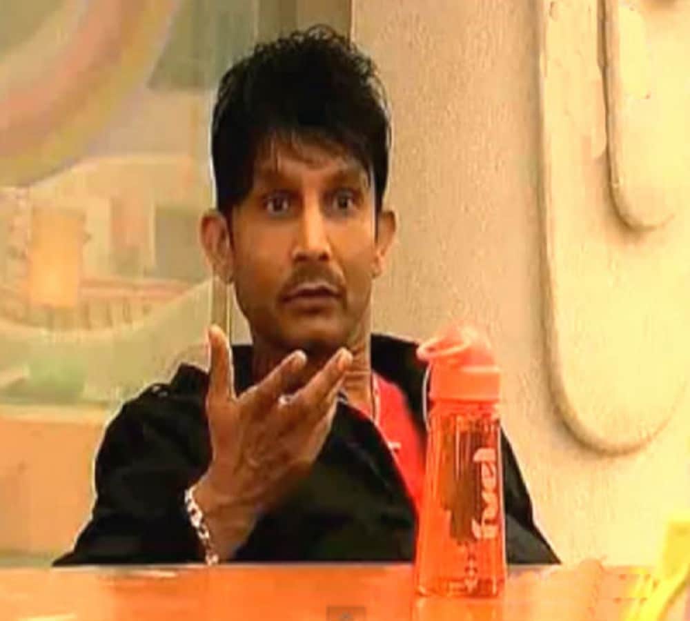 kamaal R khan praises rahul gandhi in his tweet against pm modi